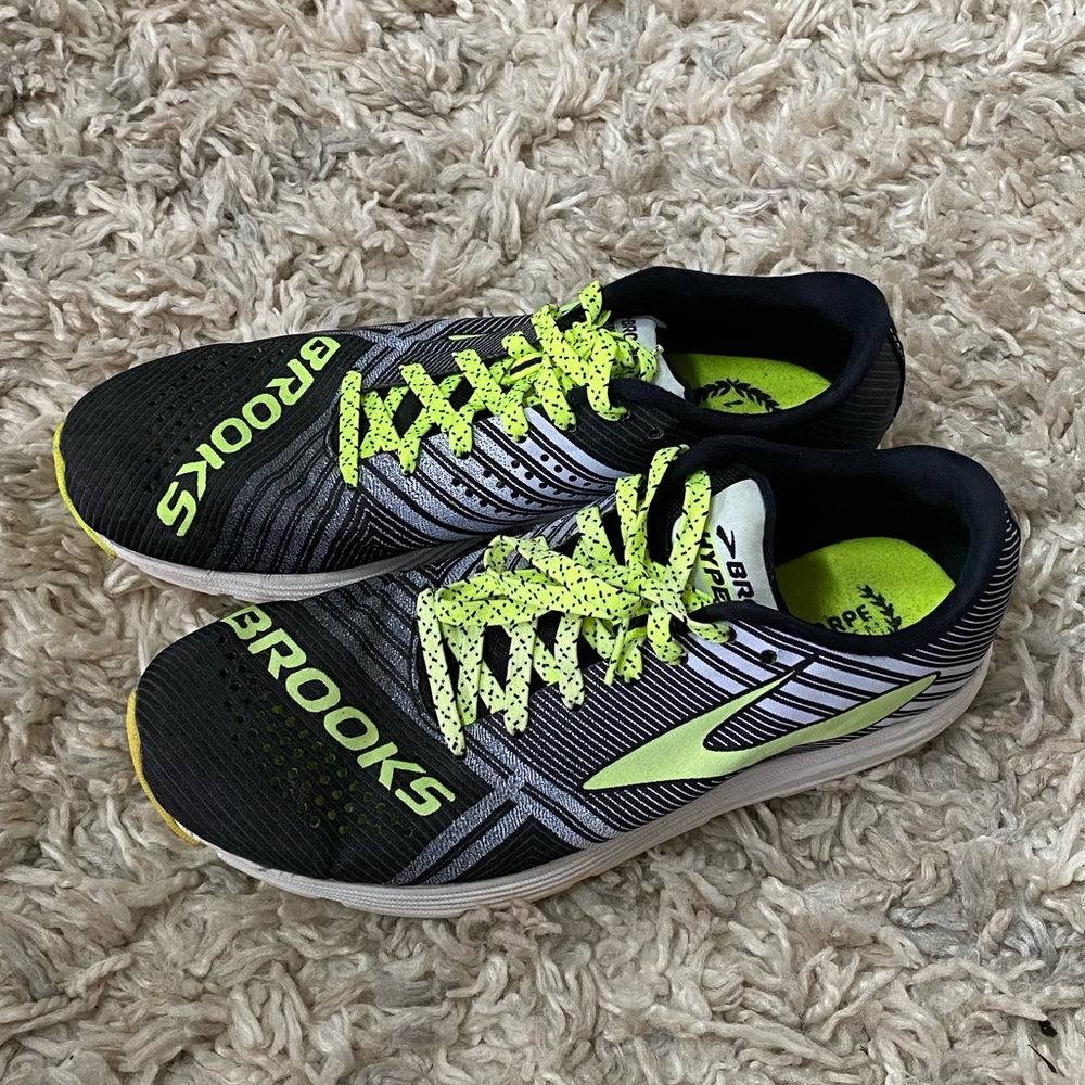 Brooks Womens Hyperion 1202261B083 Black Lime Running Shoes Lace Up Size 7